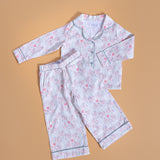 Flying Oryx Printed Pajamas Set in Green