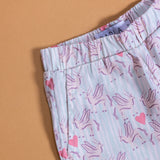 Flying Oryx Printed Pajamas Set in Green