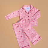 Flying Oryx Printed Pajamas Set in Pink
